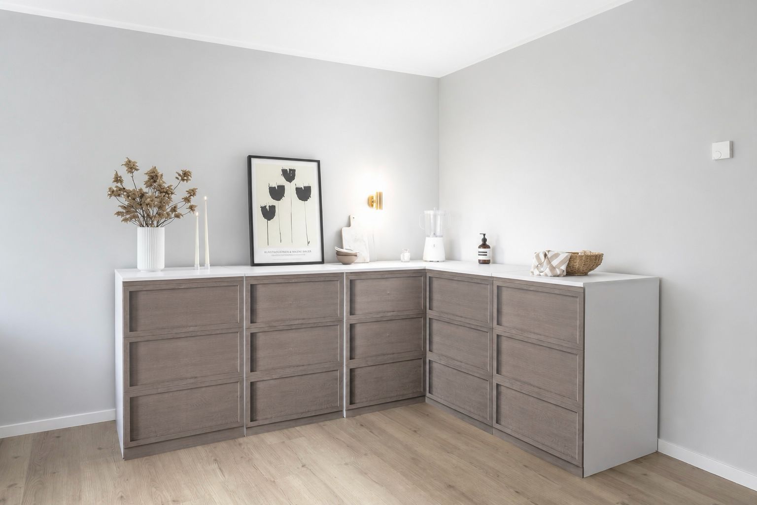 Cucina ad angolo in cartone – Forma a L 240 × 180 cm